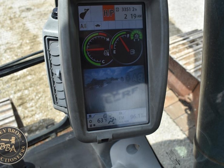 2018-deere-210g-lc-image-61