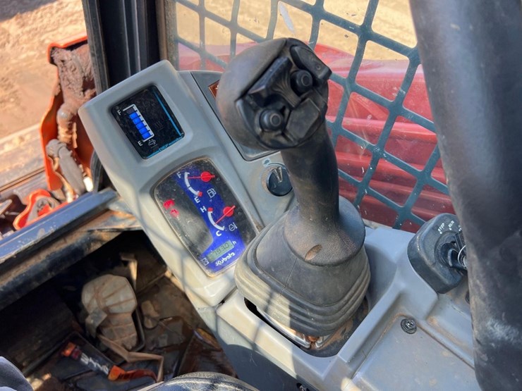 kubota-svl97-2-image-27