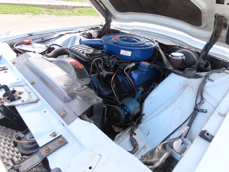 1966-ford-thunderbird-coupe-image-21