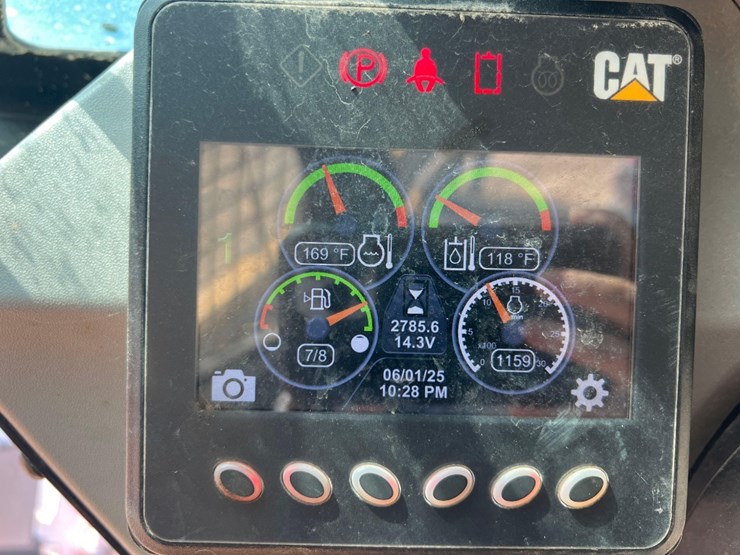 2019-caterpillar-262d3-image-26