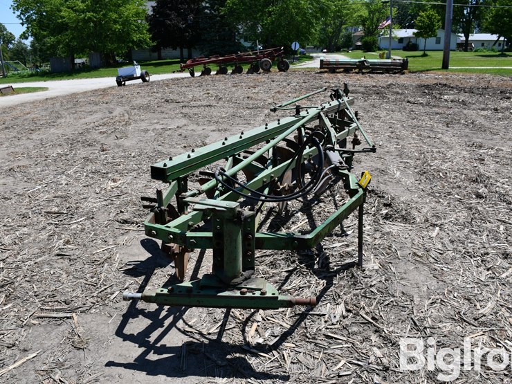 john-deere-6-image-2