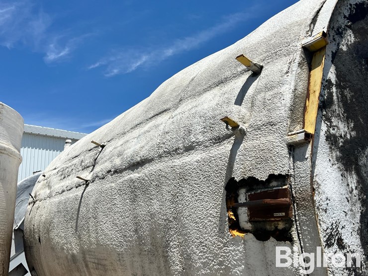 15,000-gallon-(approx.)-steel-liquid-feed-storage-tank-image-9