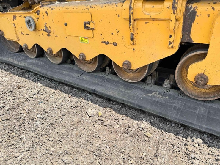 2022-caterpillar-299d3-image-25