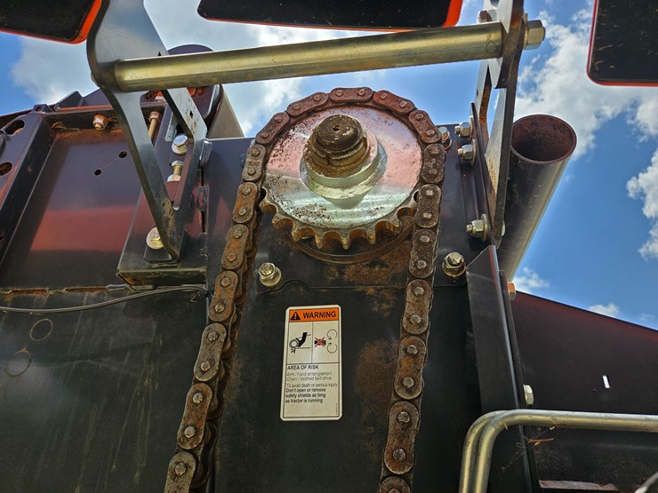 kubota-bv4180-image-23