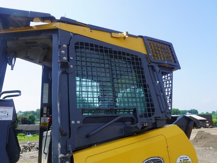 2017-deere-550k-image-43