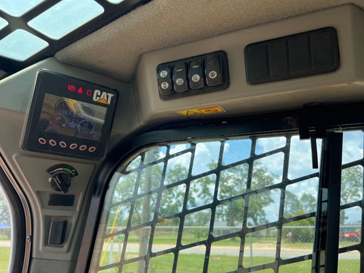 caterpillar-299d-image-31