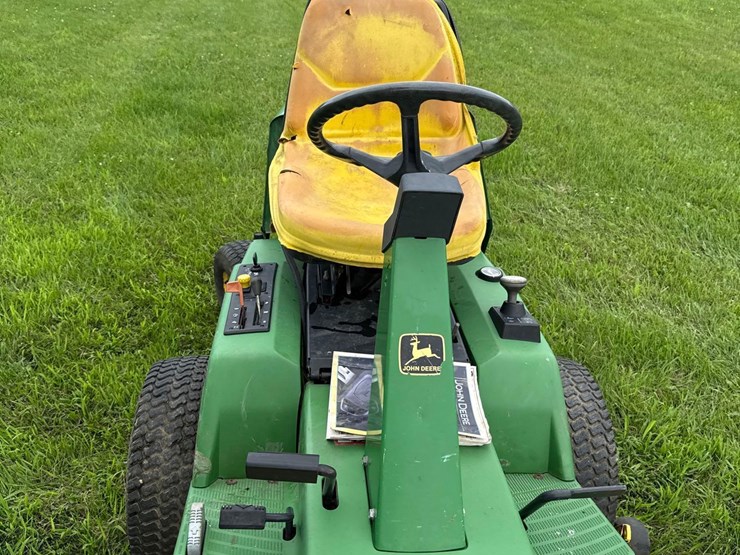 john-deere-f725-image-14