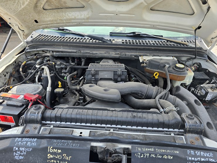 2005-ford-f350-image-39