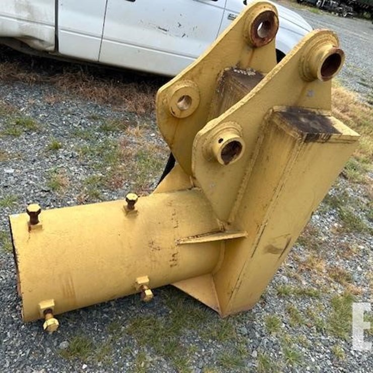 YELLOW PIPE LAYER