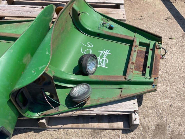 john-deere-4010-image-4