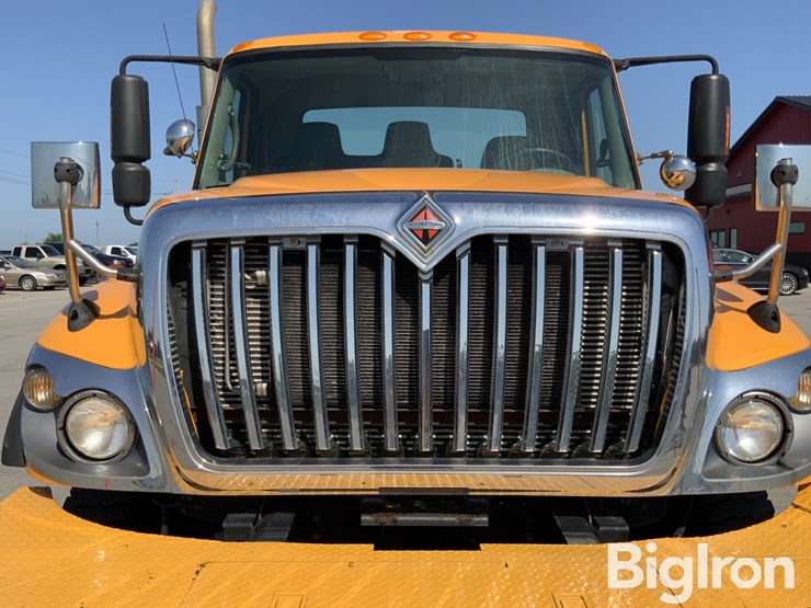 2010-international-workstar-7300-image-11