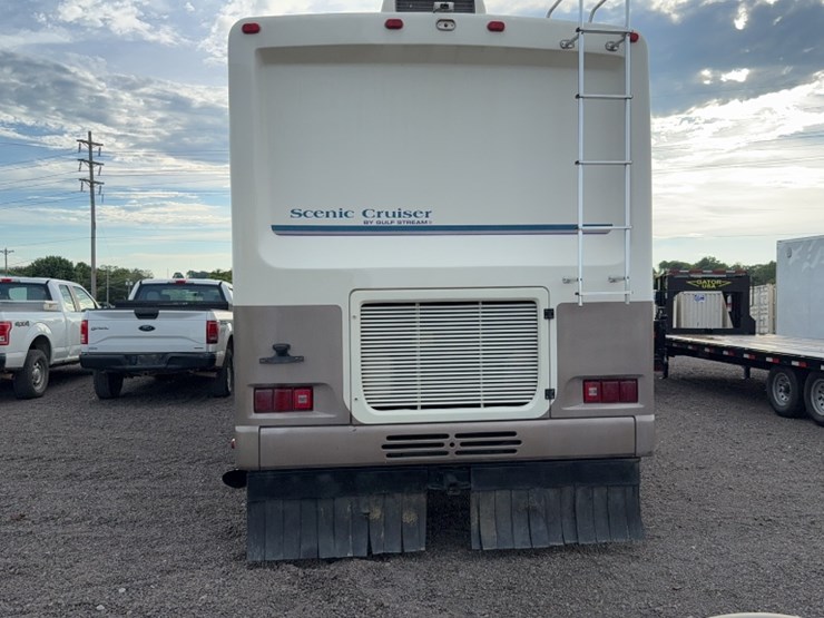 #3003-•-1996-freightliner-scenic-cruiser-38'-motor-home-image-14