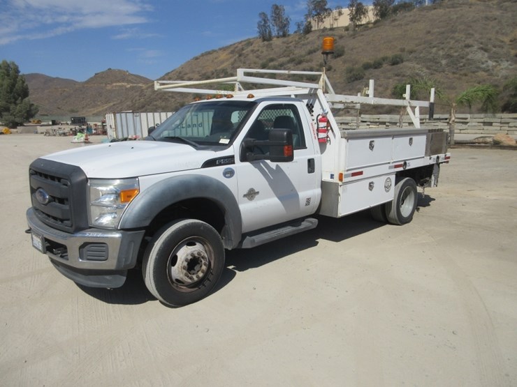 2016-ford-f550-sd-image-1
