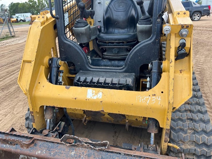caterpillar-249d-image-19