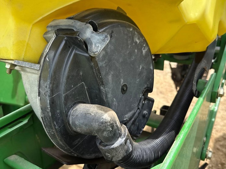 john-deere-1770nt-image-24