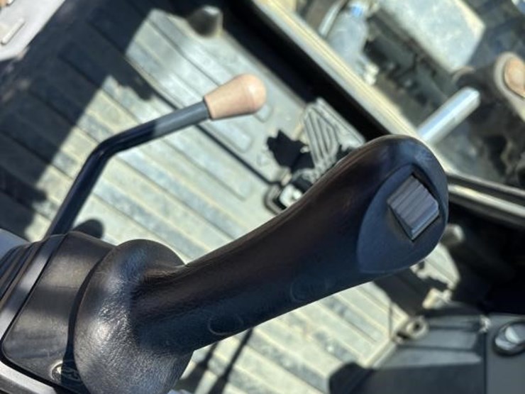 2018-bobcat-e85-image-30