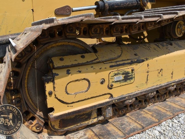 2019-caterpillar-d5k-lgp-image-46