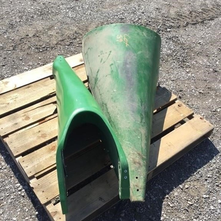 JOHN DEERE 600