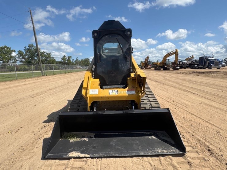 2019-caterpillar-299d2-xhp-image-3