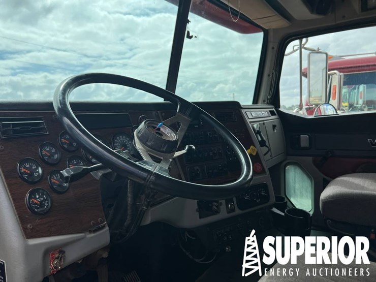 2013-western-star-4900-image-6