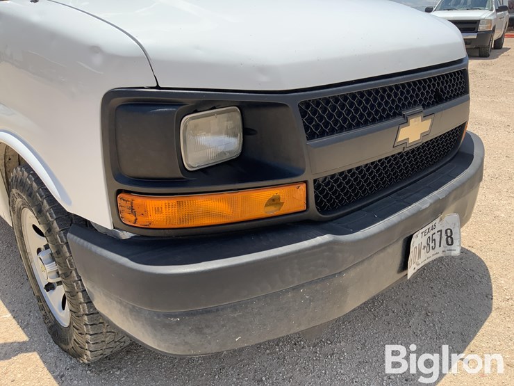 2014-chevrolet-express-1500-image-16