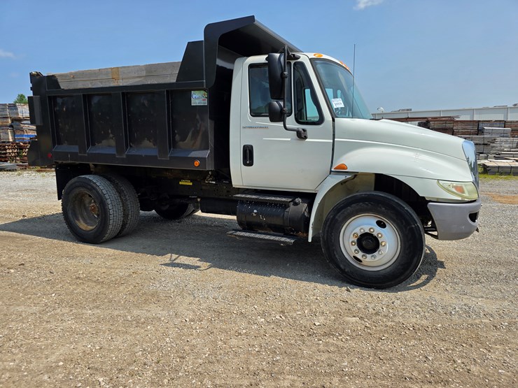 2007-international-durastar-4300-image-40