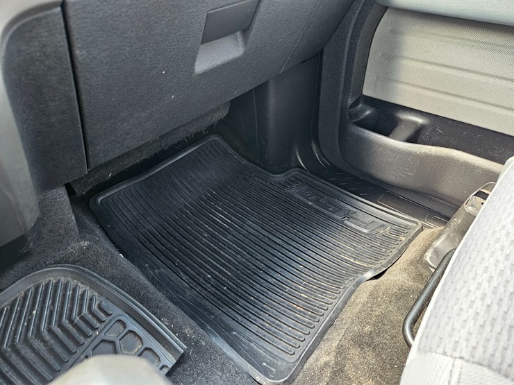 2013-ford-f150-image-44