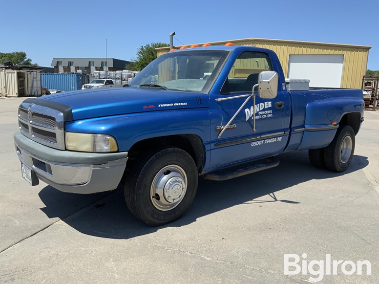 1999-dodge-ram-3500-image-1