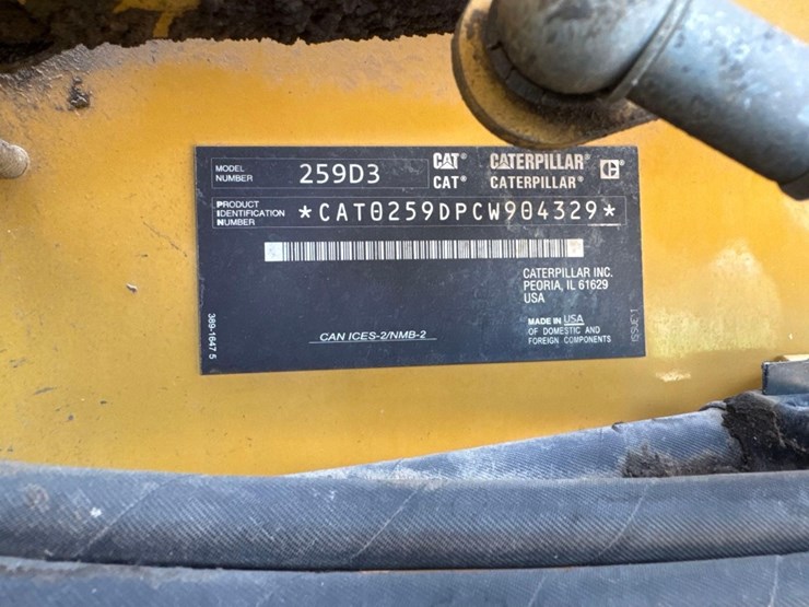 2020-caterpillar-259d3-image-35