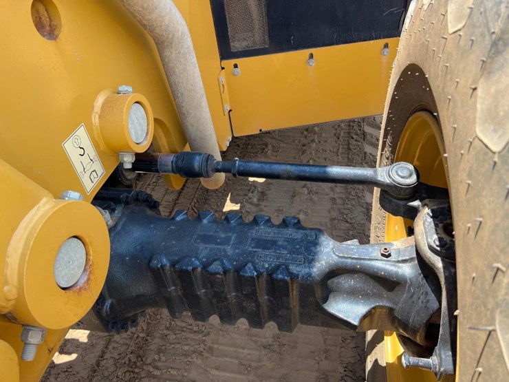 2019-caterpillar-tl1255d-image-19