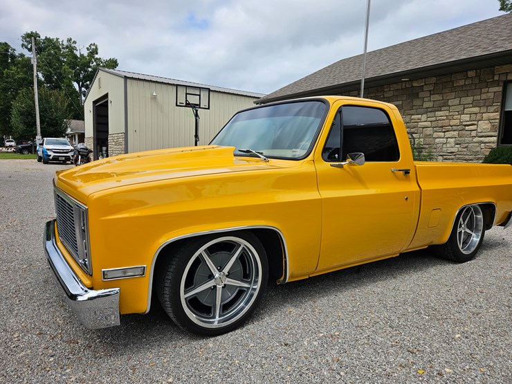 1984-chevrolet-c10-image-4