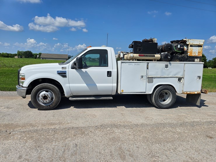 2008-ford-f350-image-8