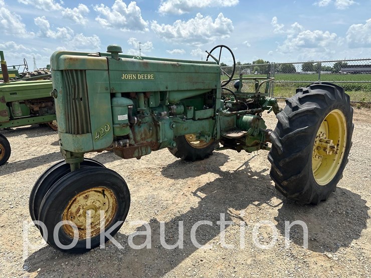john-deere-420-image-3