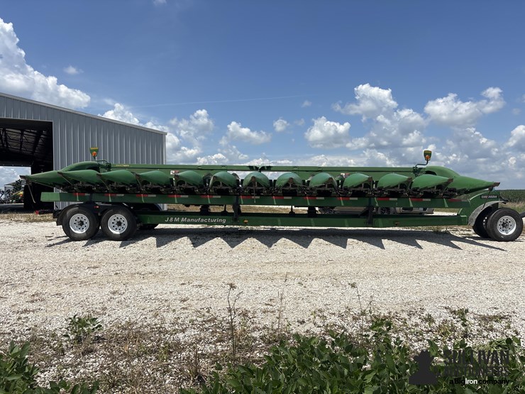 2020-john-deere-712c-image-2