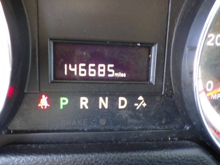 2014-dodge-grand-caravan-image-14