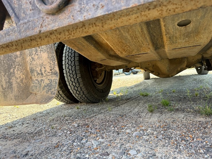 2001-ford-f350-image-12