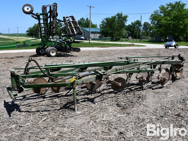 john-deere-6-image-1
