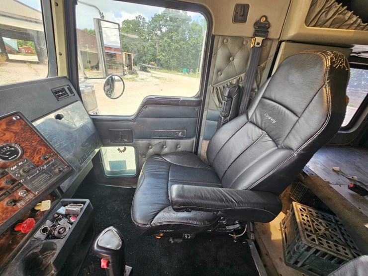 2000-kenworth-w900-image-62