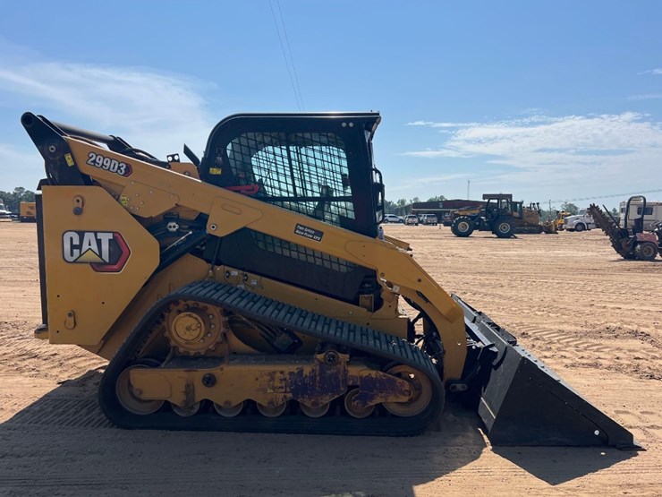 2024-caterpillar-299d3-image-5