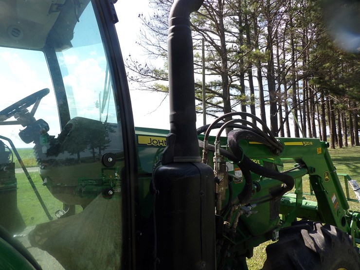 2019-john-deere-5090e-image-17