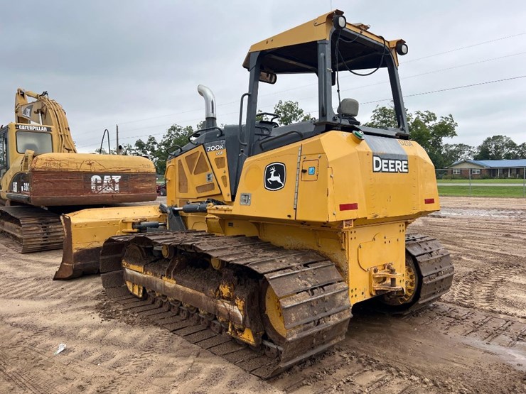 2016-deere-700k-lgp-image-2