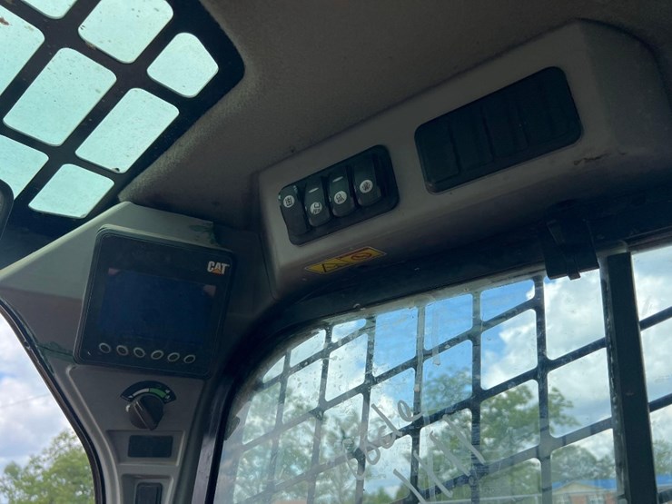 2019-caterpillar-289d-image-30