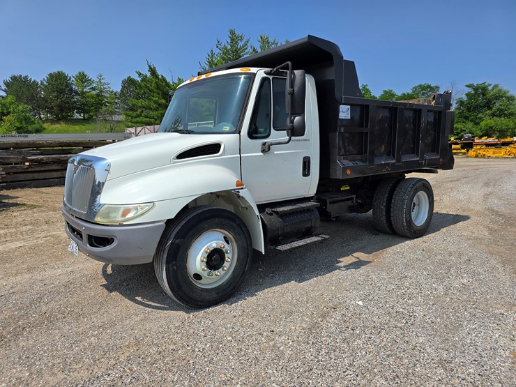 2007-international-durastar-4300-image-4