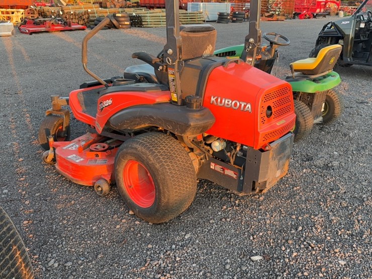kubota-zd326-image-10