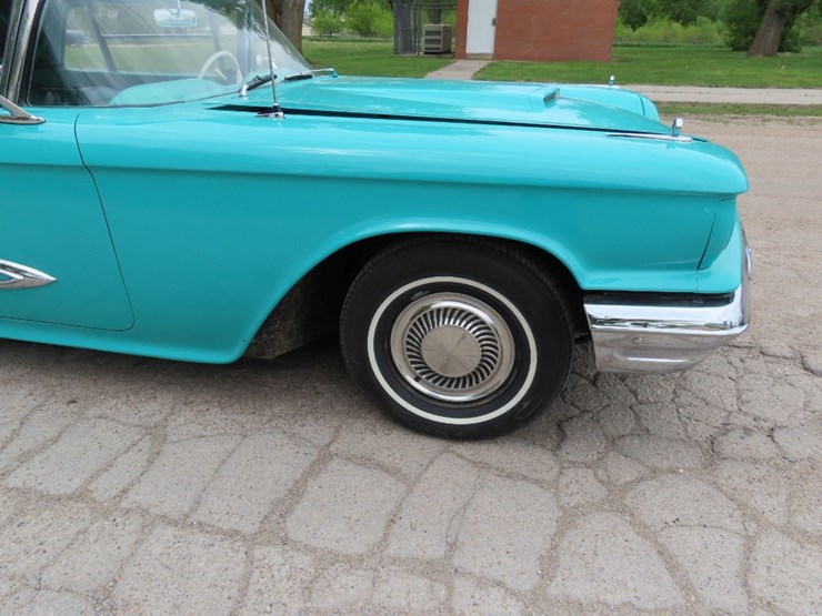 1959-ford-thunderbird-convertible-image-4