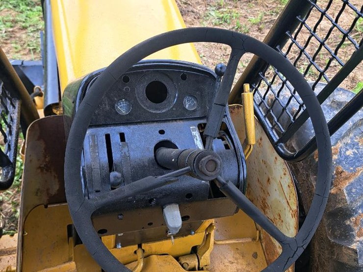 john-deere-440-image-11