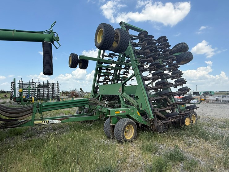 john-deere-1900-image-4