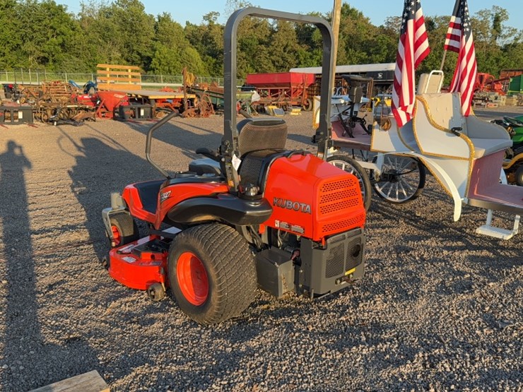 kubota-zg327-image-10