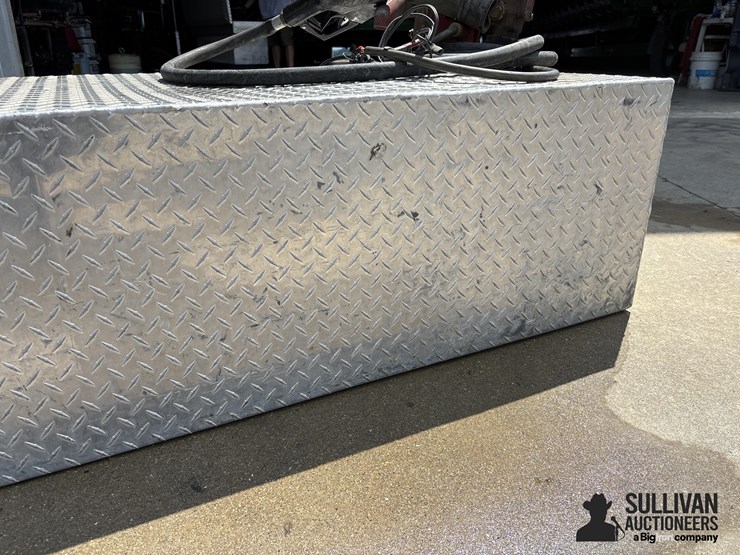 aluminum-140-gal-pickup-fuel-transfer-tank-image-10
