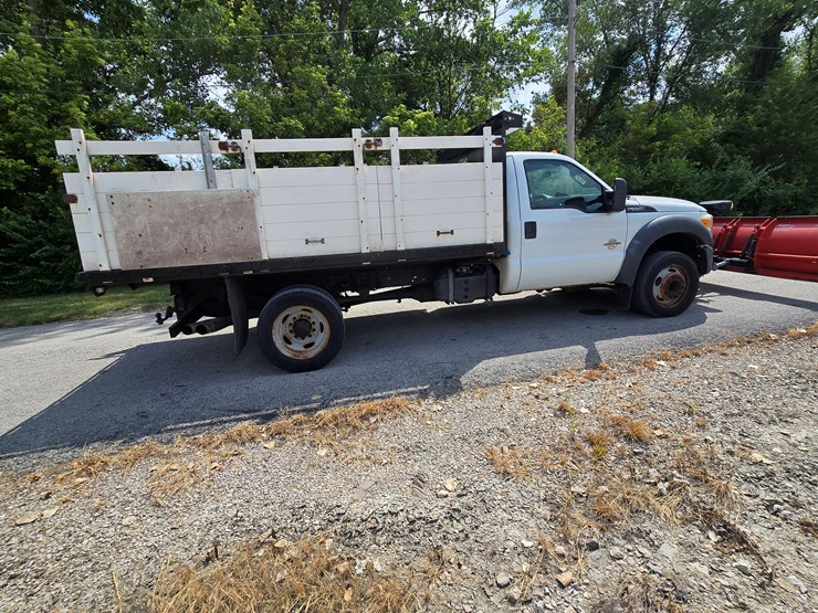 2011-ford-f550-image-36